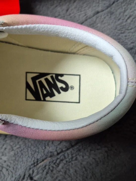 Vans Old Skool Unisex Aura Shift Suede Beige & Pastel Sneakers SZ 6.5 M/8 W, NWT - Picture 7 of 14